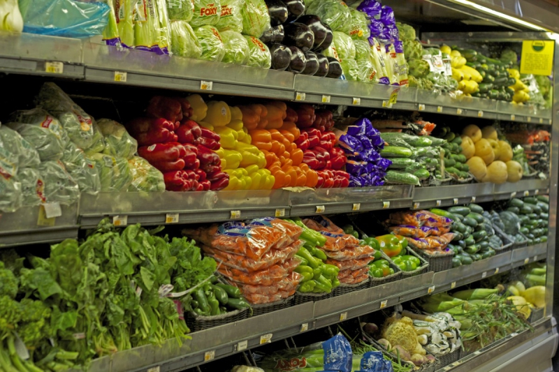 primeur-CLAVIERS-min_vegetables_supermarket_food_market_fresh_shopping_healthy_grocery-1092786
